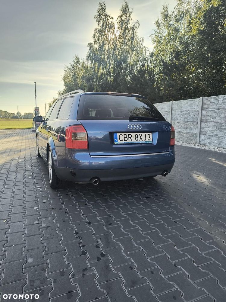 Audi A4 Avant - 8