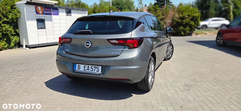 Opel Astra 1.4 Turbo Innovation - 11
