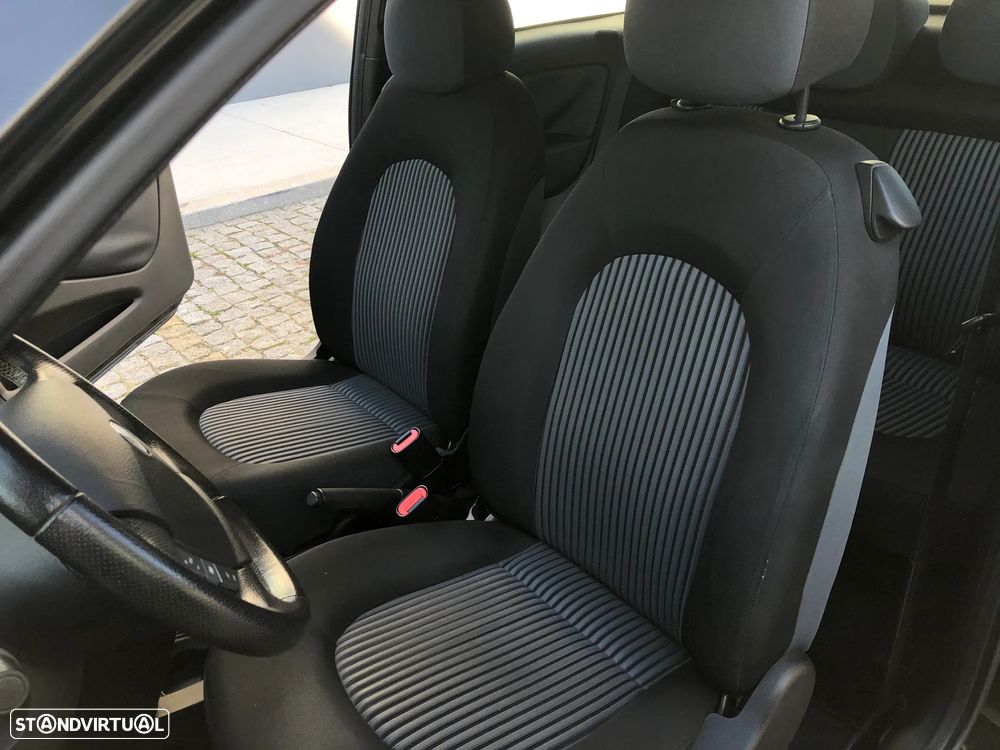 Lancia Ypsilon 1.2 8v Oro - 10