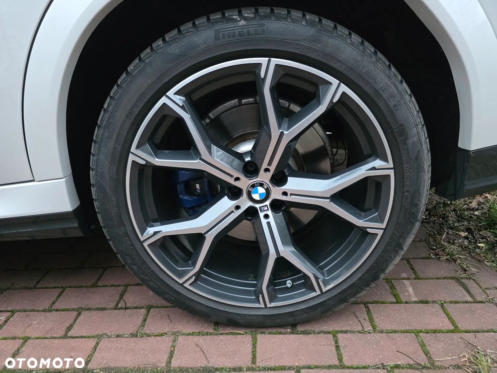 BMW X6 xDrive40d - 18