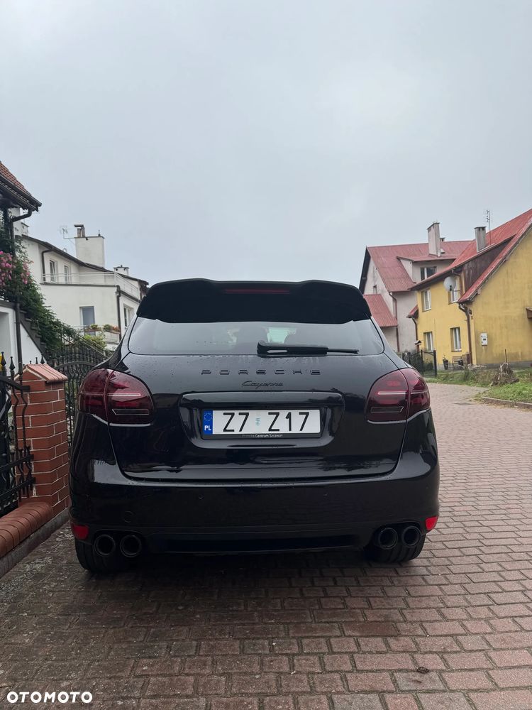 Porsche Cayenne Diesel Platinum Edition - 14