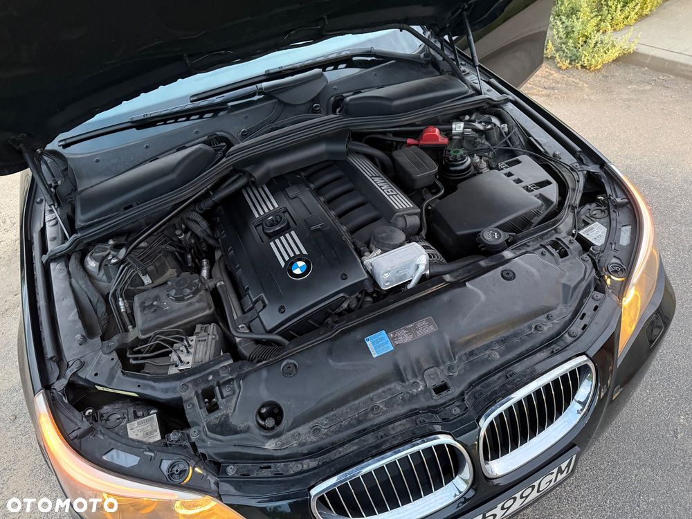 BMW Seria 5 525i - 15