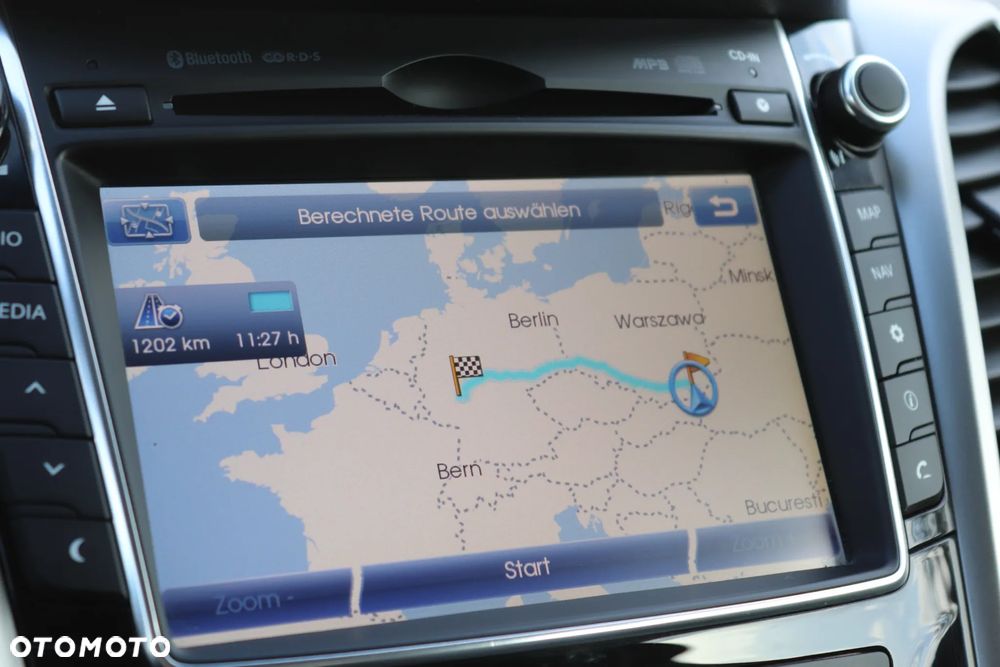 Hyundai i30 blue Kombi 1.6 GDi YES Gold - 36