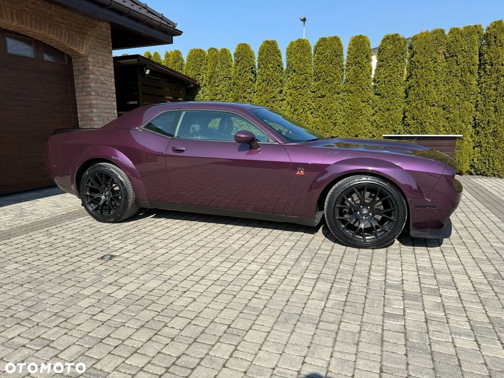 Dodge Challenger 6.4 Scat Pack - 5