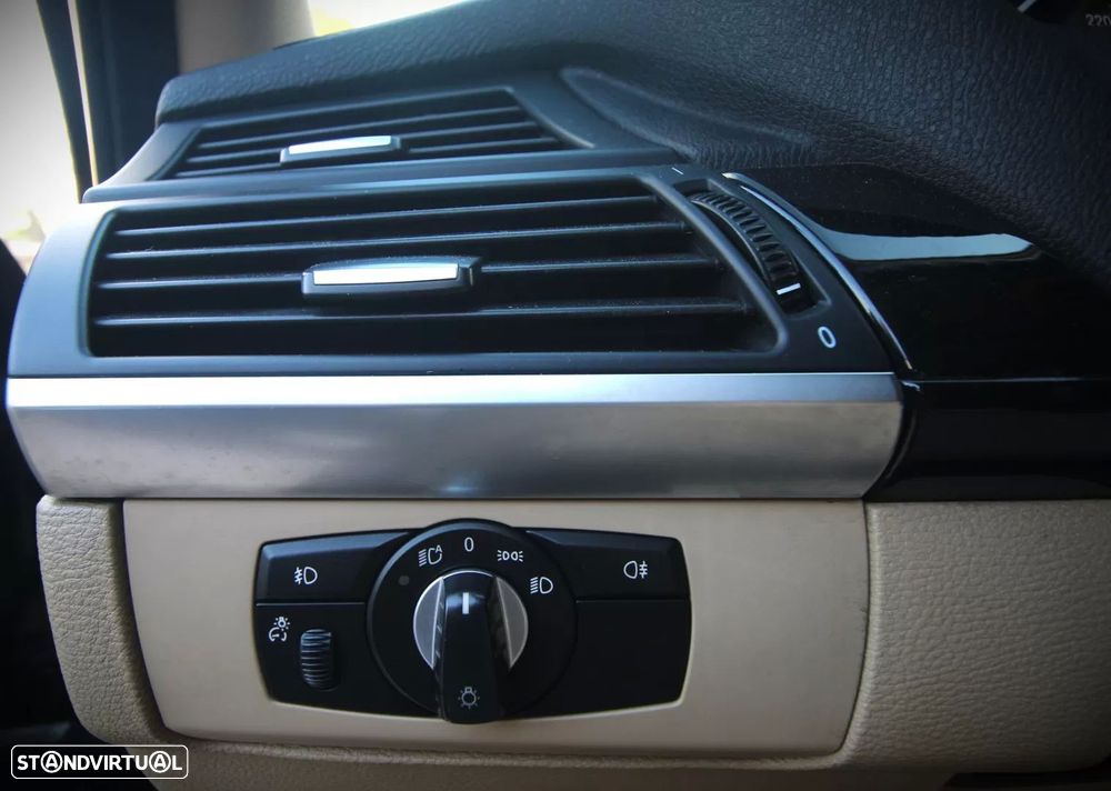 BMW X5 30 i xDrive - 17