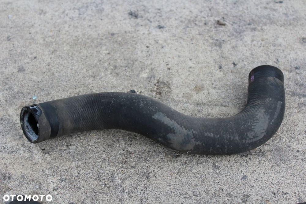 WĄŻ RURA POWIETRZA INTERCOOLERA AURIS I 1.4 D4D - 6