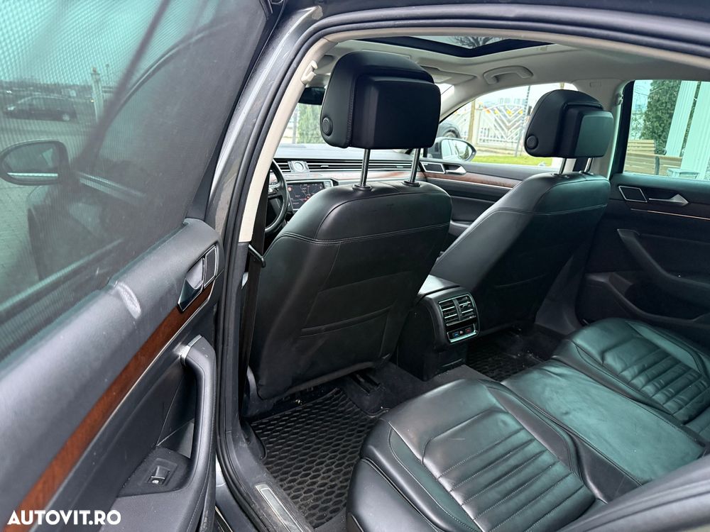 Volkswagen Passat - 19