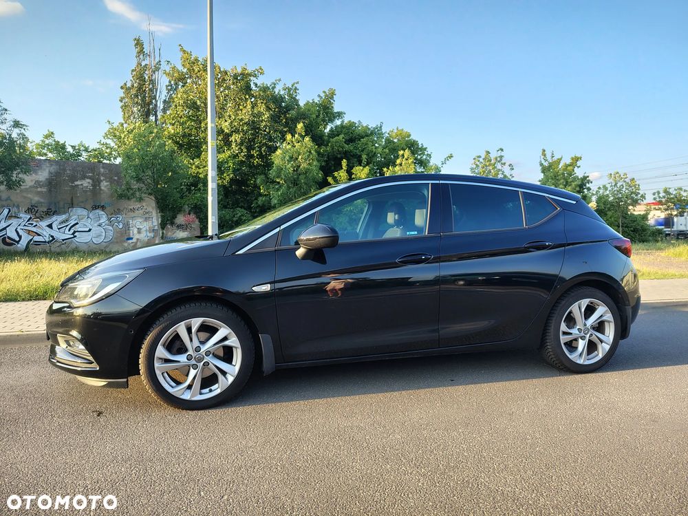 Opel Astra 1.4 T Elite - 1