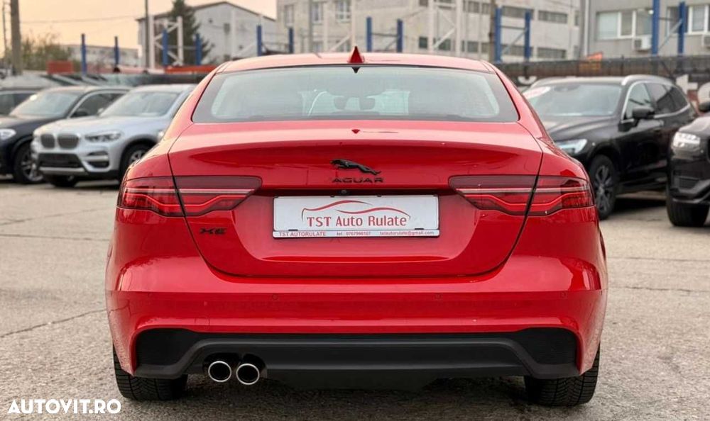 Jaguar XE D200 RWD MHEV R-Dynamic S - 7