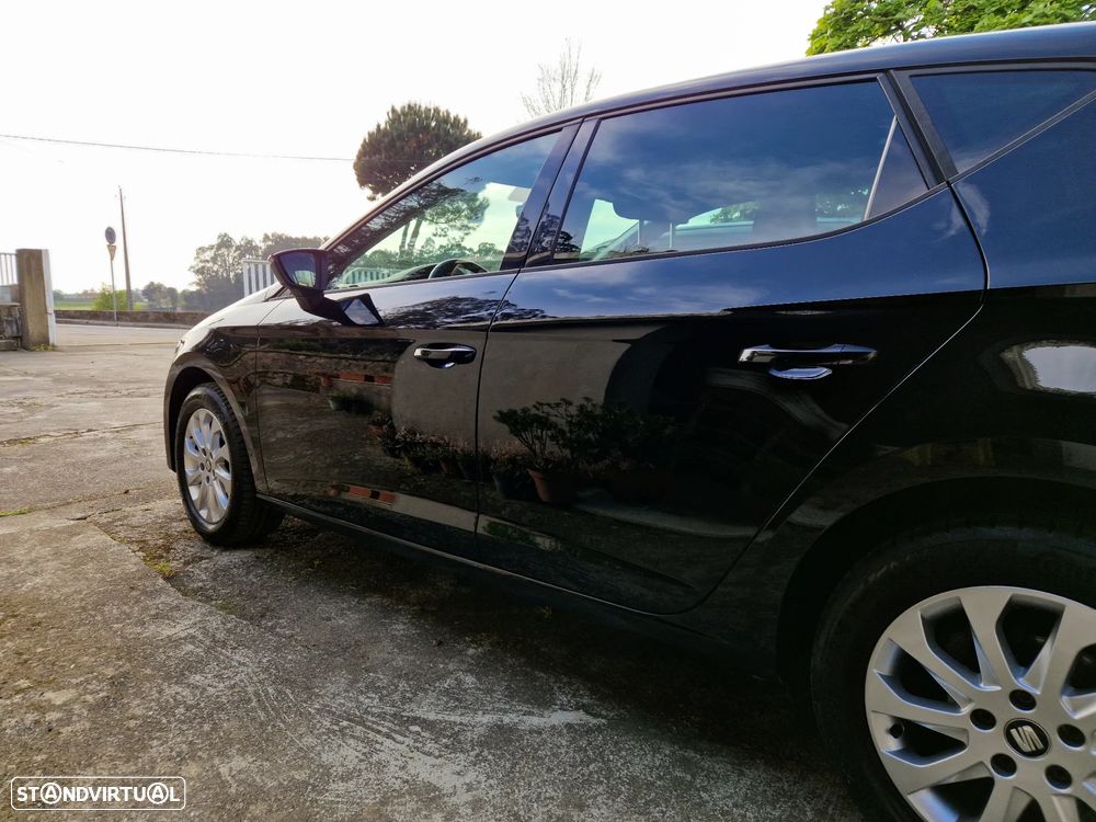 SEAT Leon ST 2.0 TDI DPF Style - 7