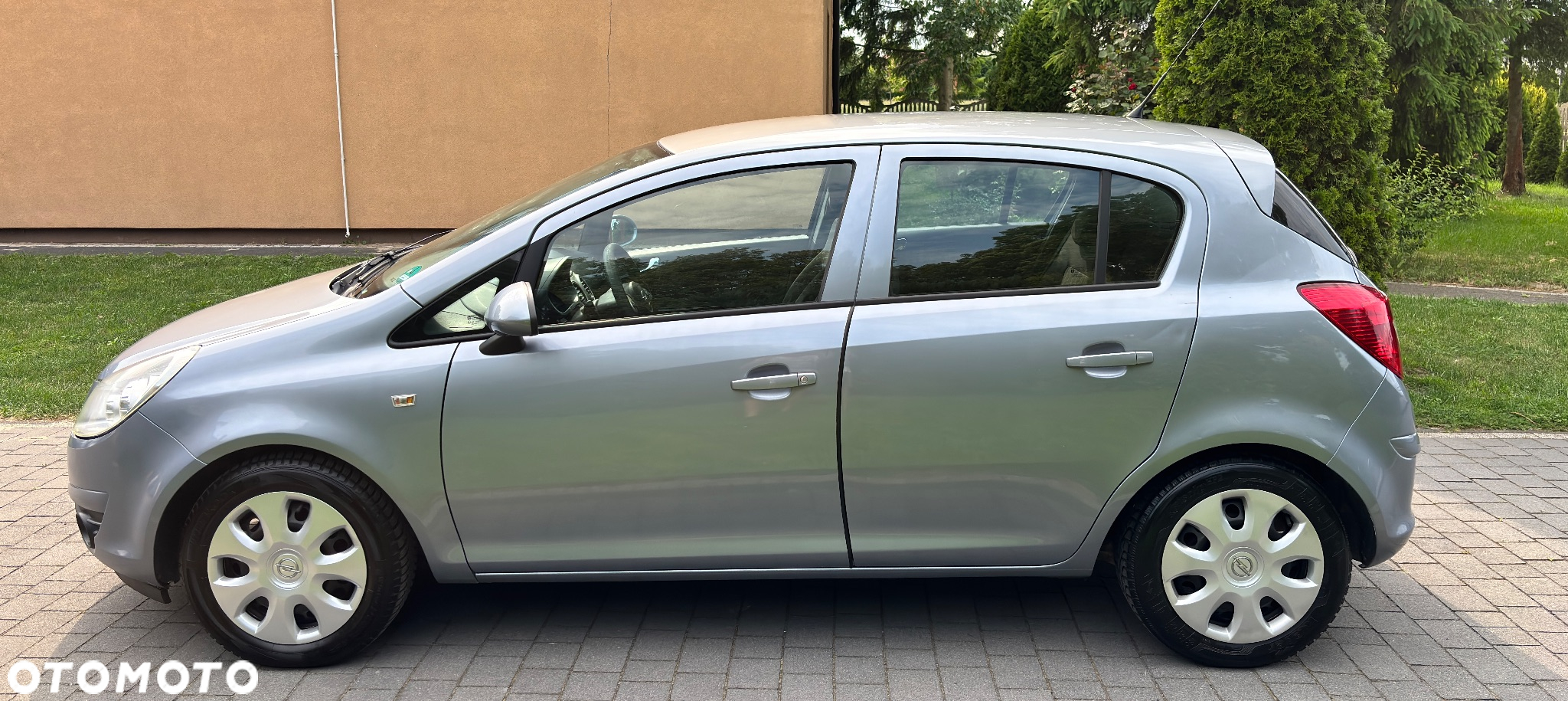 Opel Corsa 1.2 16V Enjoy - 10