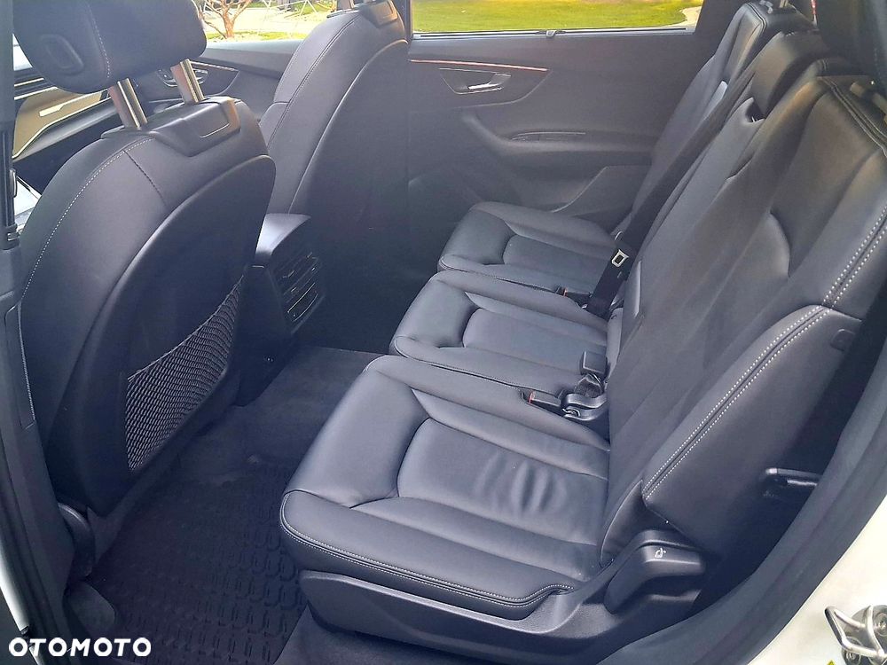 Audi Q7 55 TFSI mHEV Quattro S Line Tiptr - 17