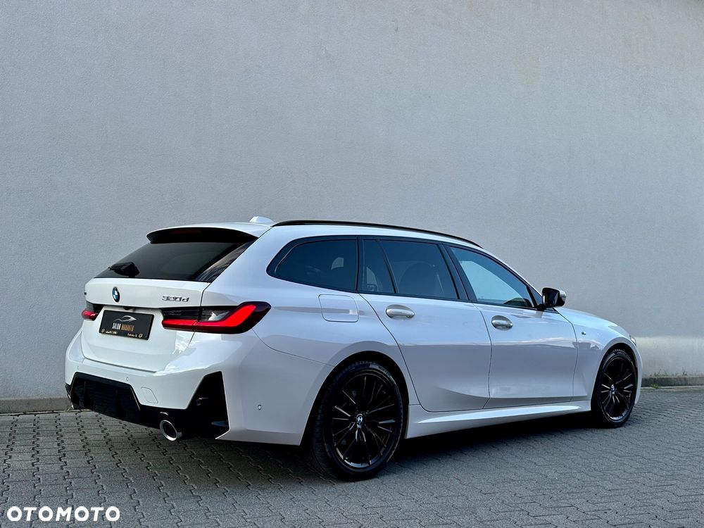 BMW Seria 3 320d xDrive M Sport - 12