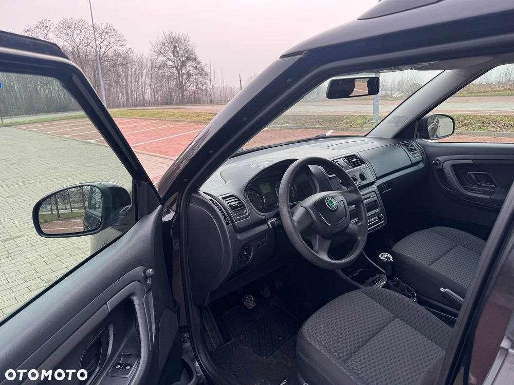 Skoda Fabia 1.2 HTP Ambiente - 20