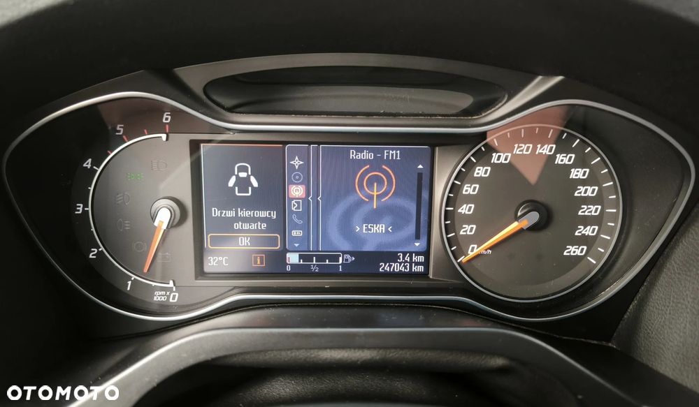 Ford Galaxy 2.0 TDCi Platinium X (Titanium) - 32