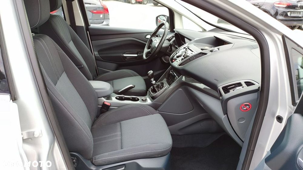 Ford C-MAX - 26