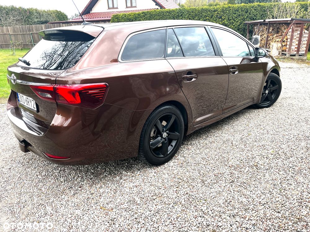 Toyota Avensis 1.8 Prestige - 4