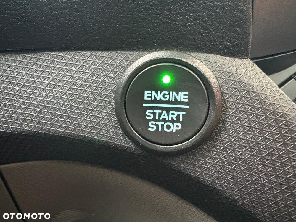 Ford Tourneo Connect Grand - 25