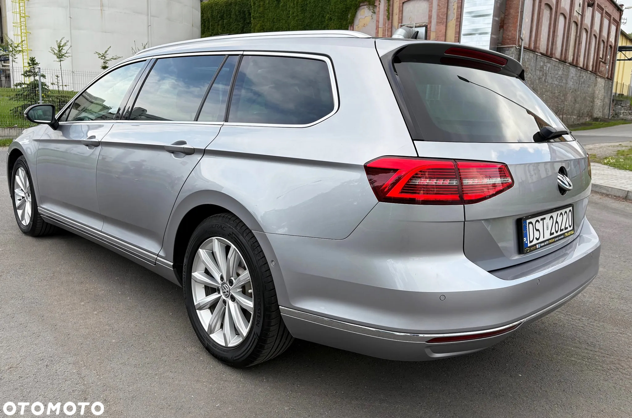 Volkswagen Passat 2.0 TDI BMT Highline - 14
