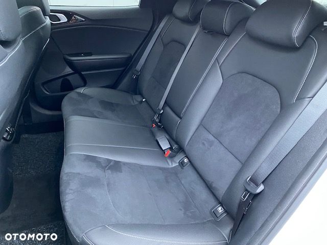 Kia XCeed 1.5 T-GDI GT-Line DCT - 24