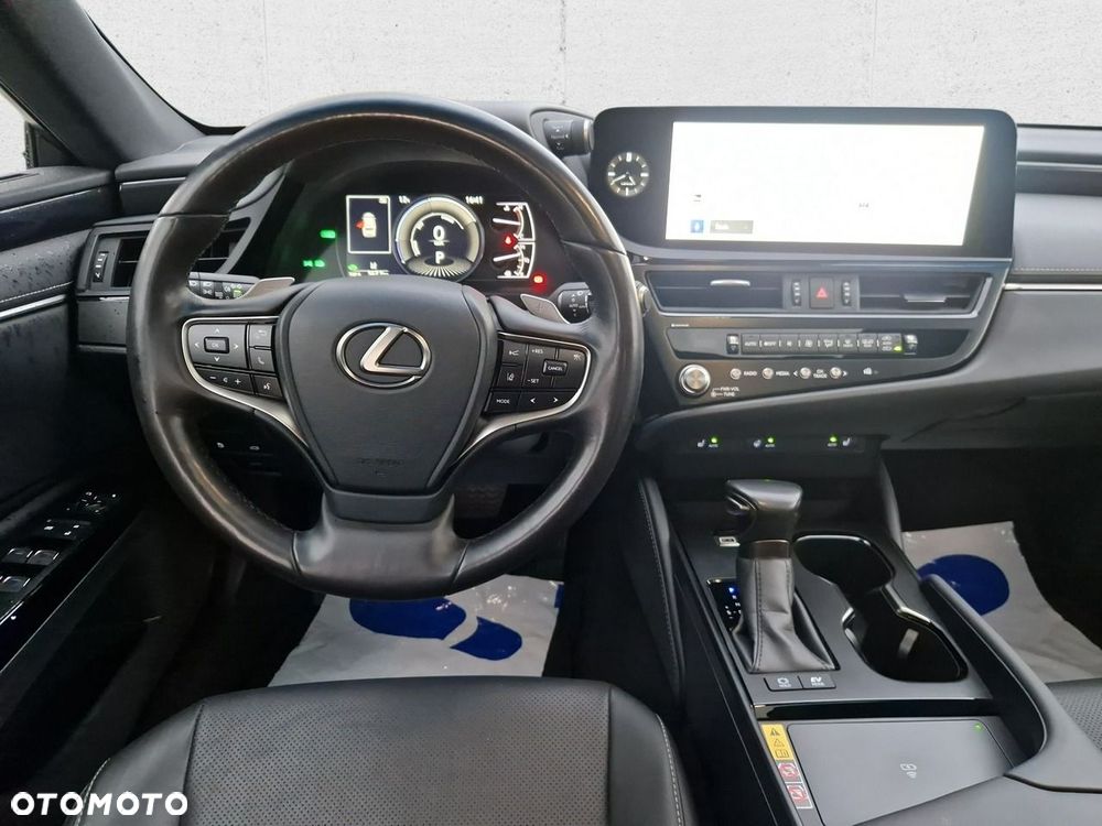 Lexus ES - 22