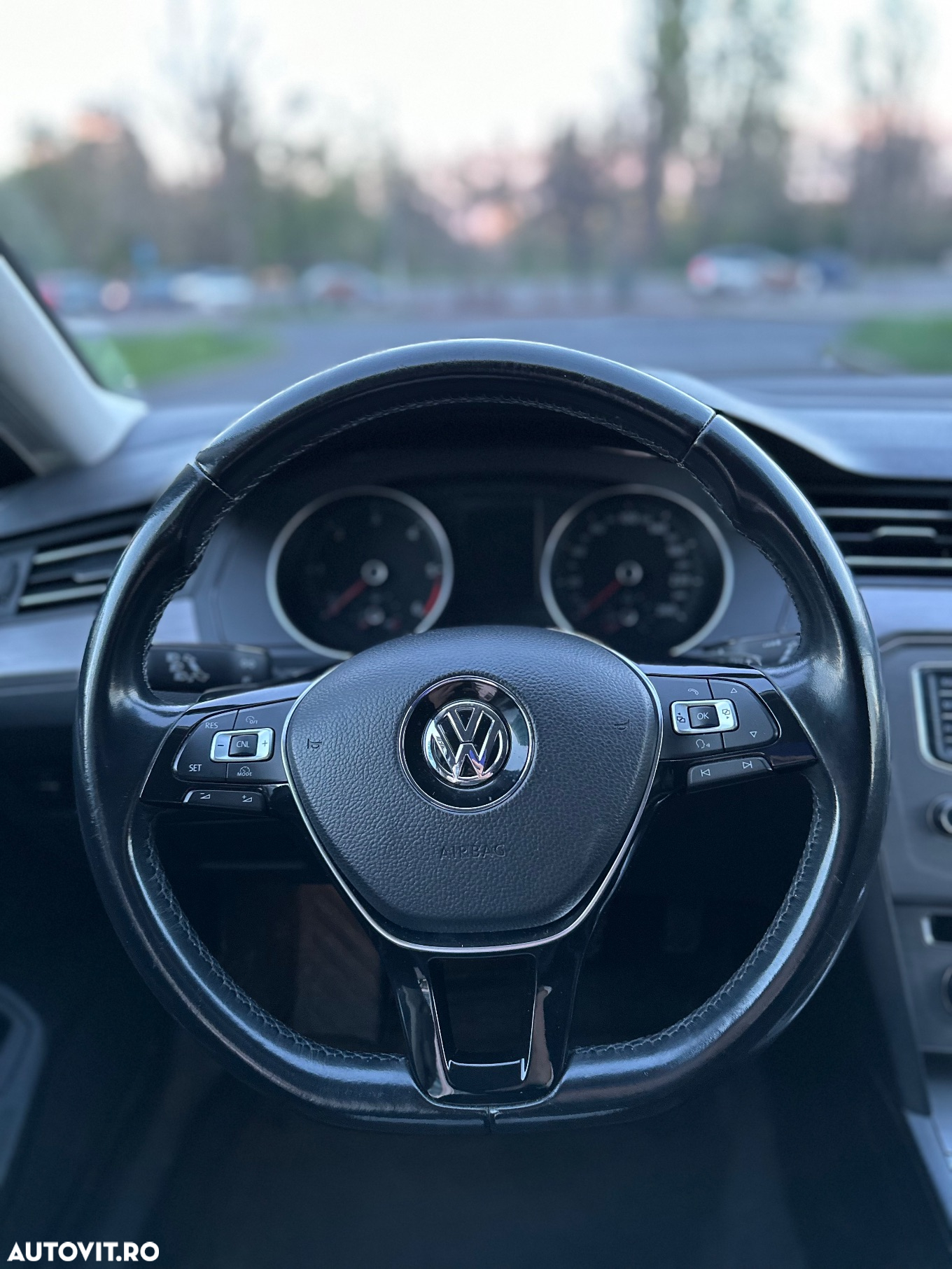Volkswagen Passat 2.0 TDI (BlueMotion Technology) DSG Comfortline - 10