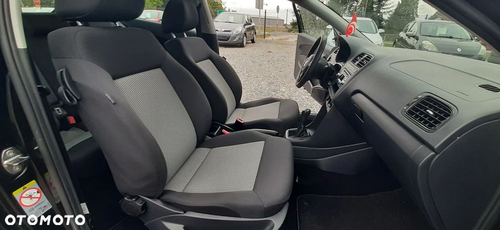 Volkswagen Polo - 31