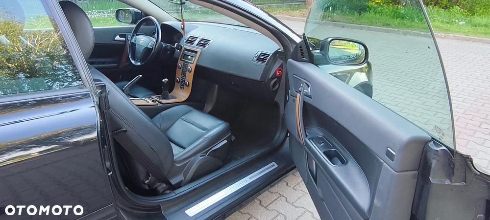 Volvo C70 2.4D5 Summum - 10