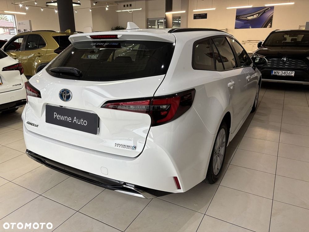 Toyota Corolla 1.8 Hybrid Comfort - 4