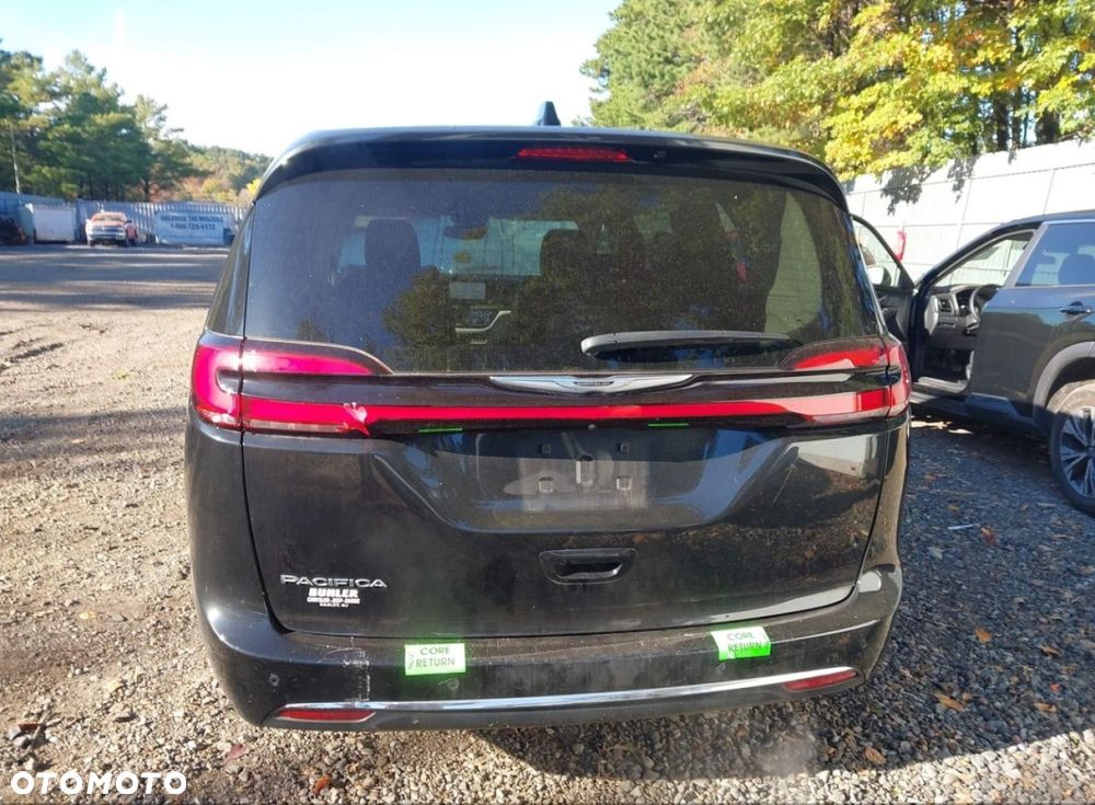 Chrysler Pacifica 2023 photo 5