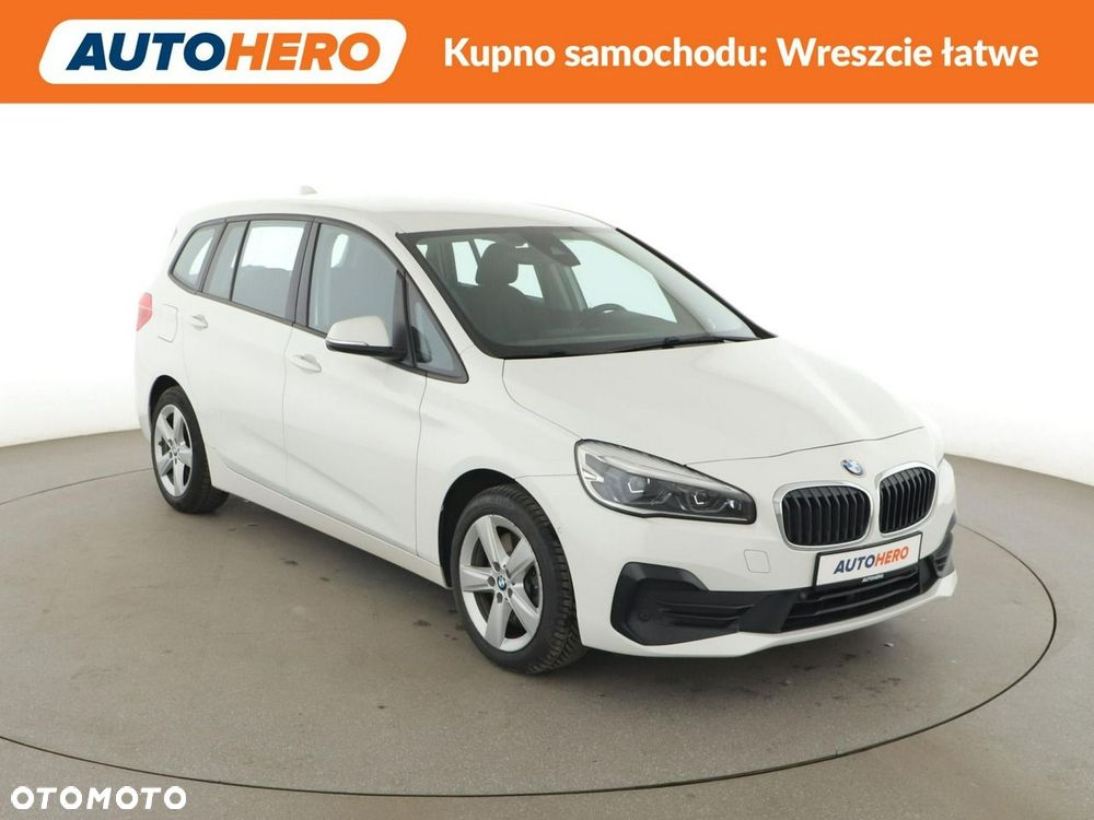 BMW Seria 2 218d xDrive - 11