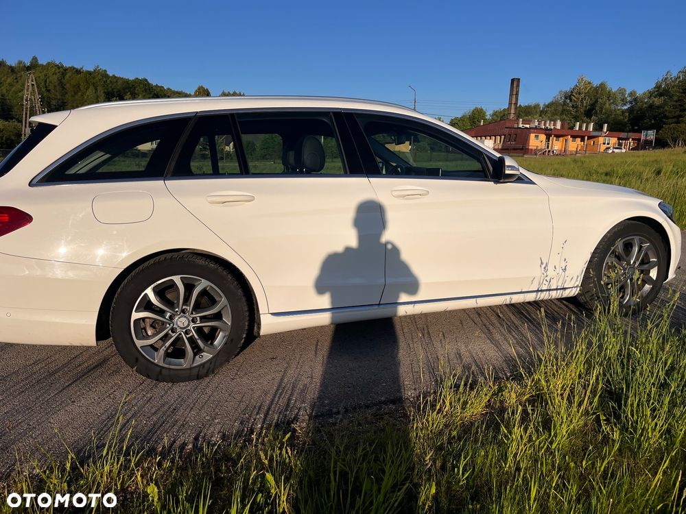 Mercedes-Benz Klasa C ver-180-bluetec-d-exclusive - 4