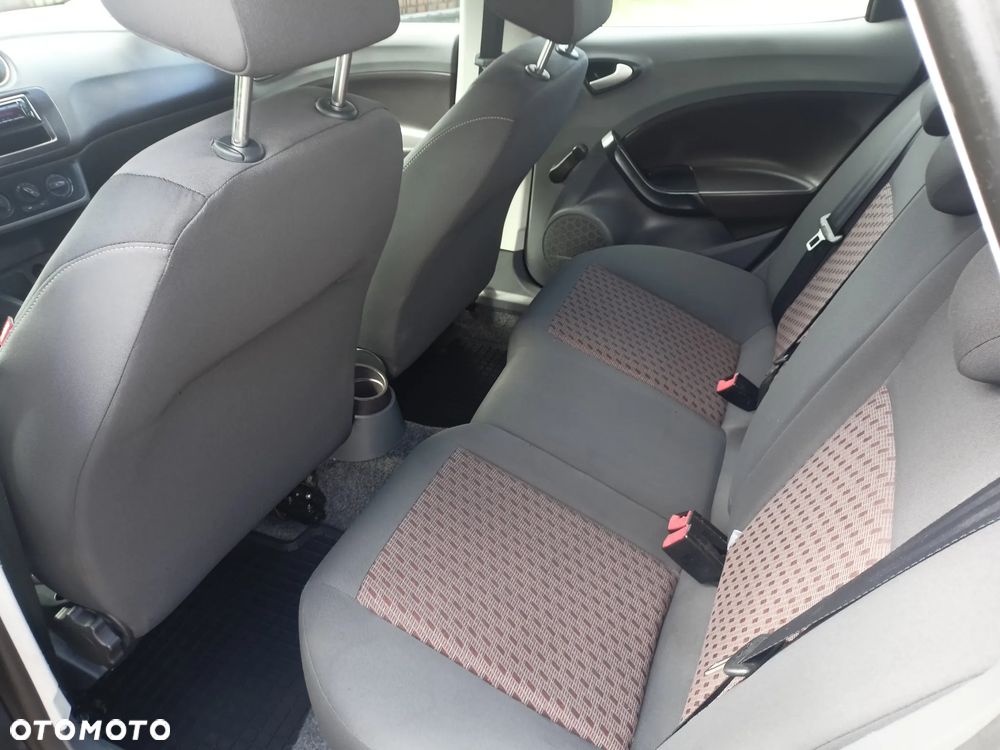 Seat Ibiza 1.4 16V Style - 12