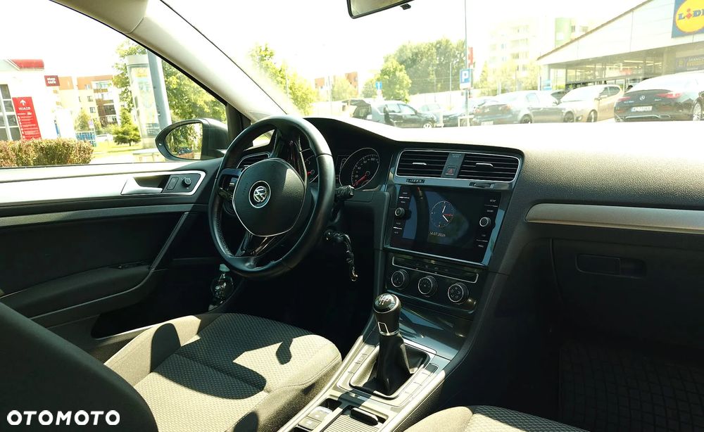 Volkswagen Golf 1.6 TDI BMT Start - 8