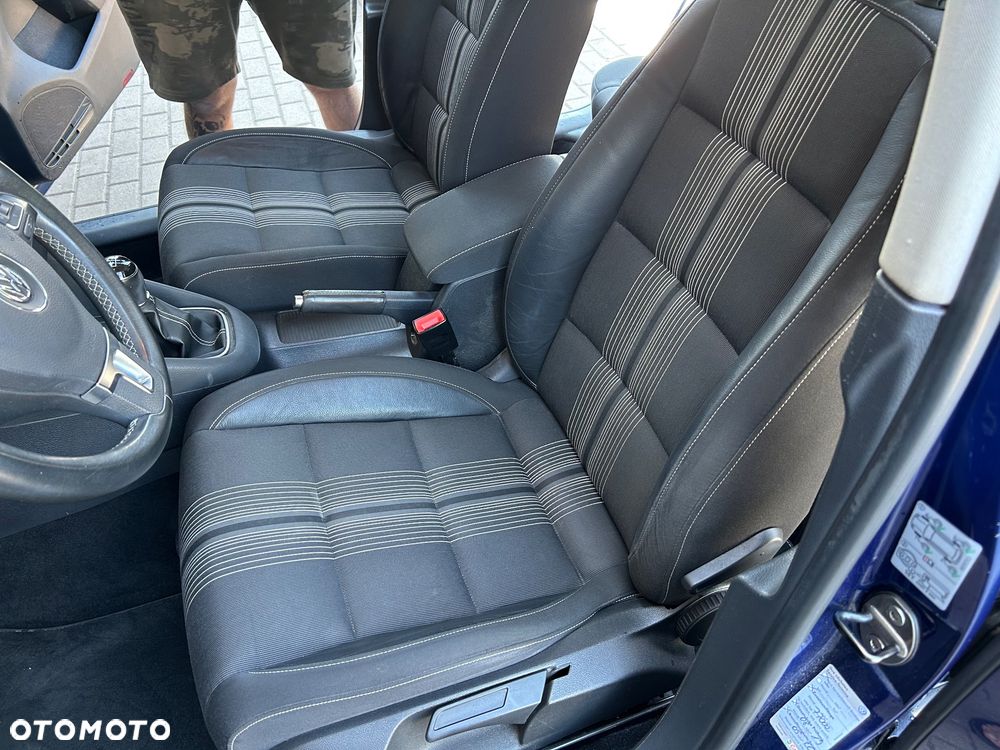 Volkswagen Golf - 13