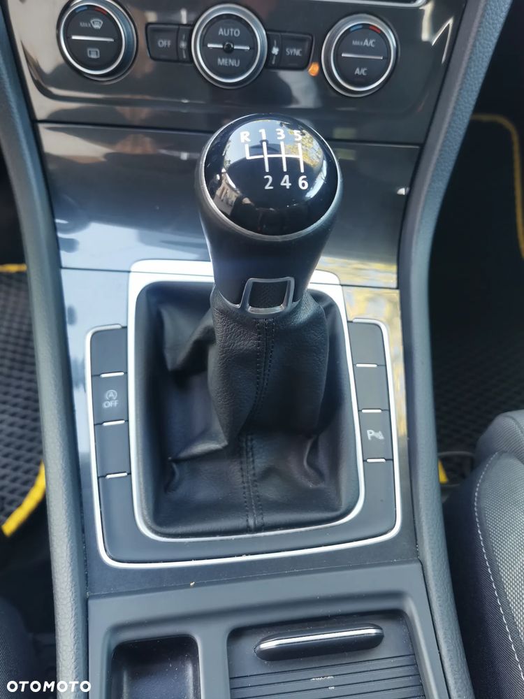 Volkswagen Golf Variant 1.5 TSI BMT Evo Comfortline - 16