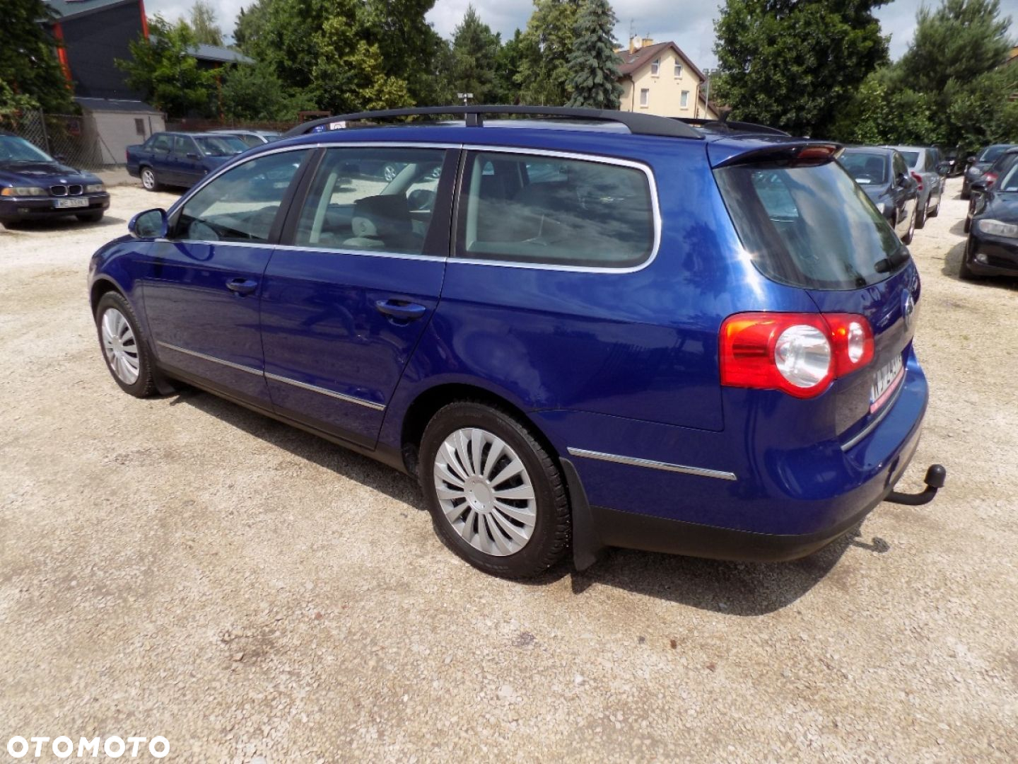 Volkswagen Passat - 4