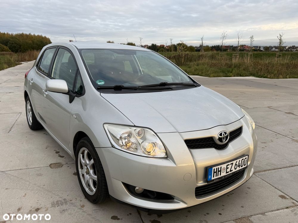Toyota Auris 1.6 VVT-i Team - 3