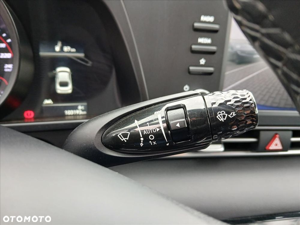 Hyundai Elantra 1.6 Smart - 20