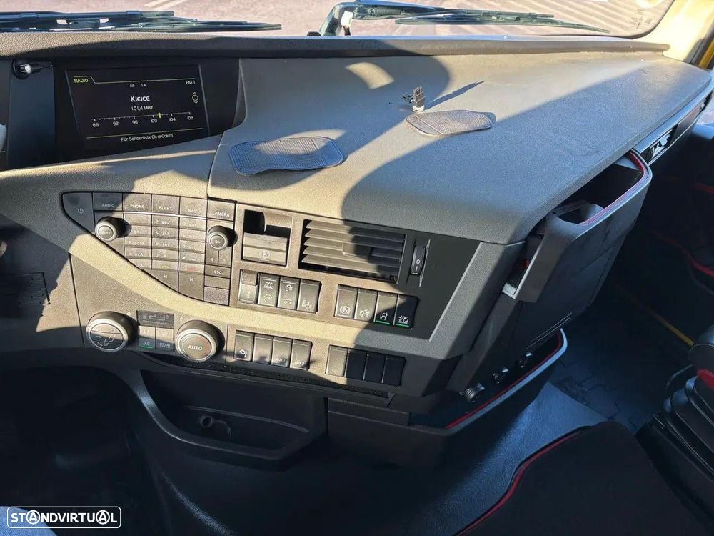 Volvo FH 500 6x2 - 8