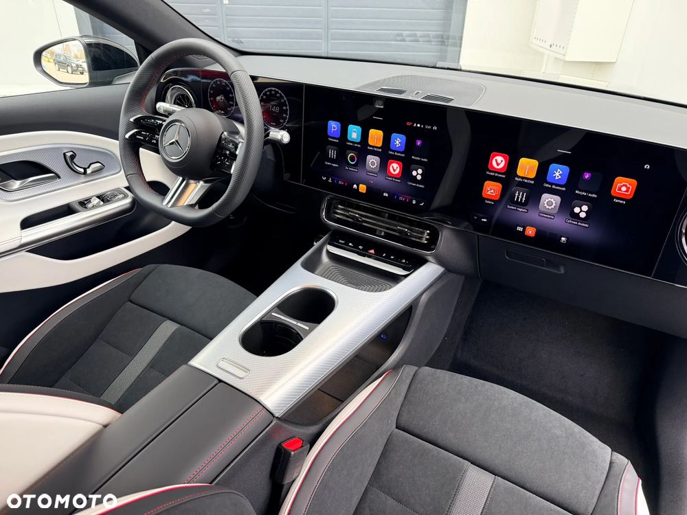 Mercedes-Benz CLA - 29