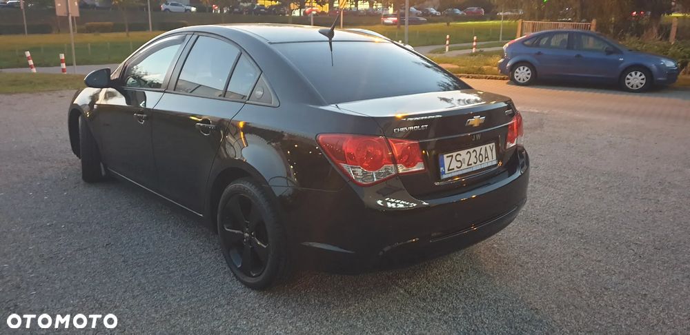 Chevrolet Cruze - 19