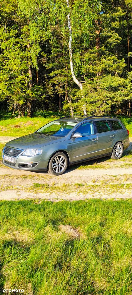 Volkswagen Passat 2.0 TDI DPF Comfortline DSG - 1