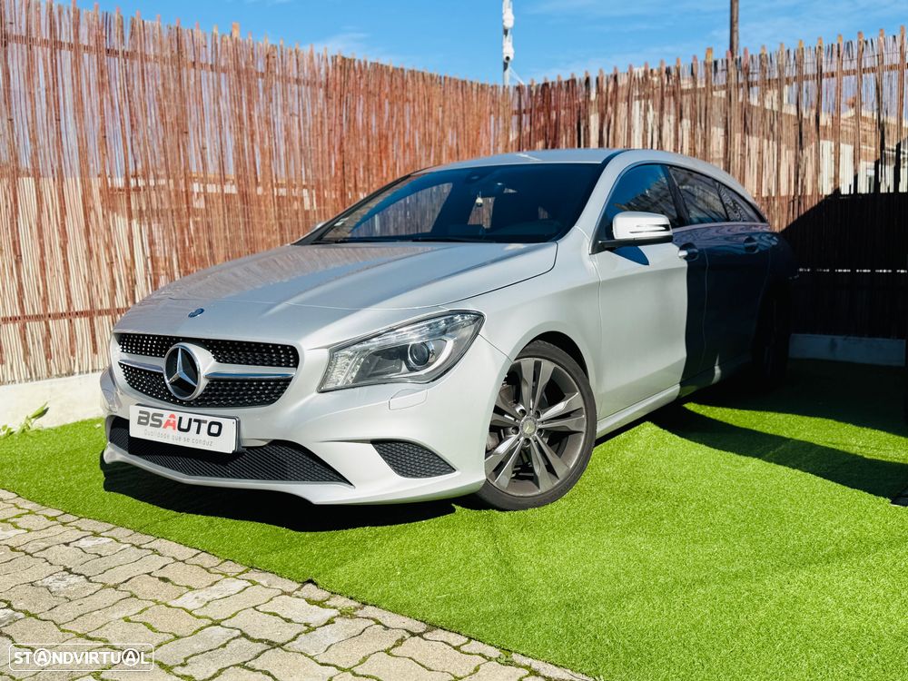 Mercedes-Benz CLA 180 Shooting Brake d Urban - 3