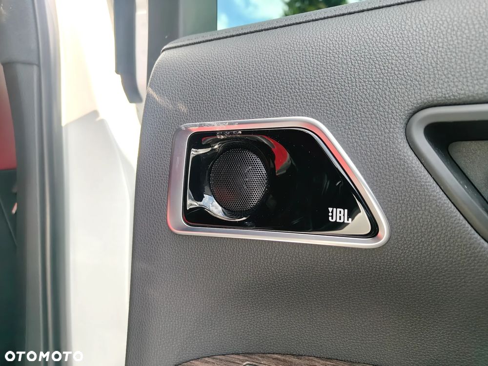 Toyota Land Cruiser - 4