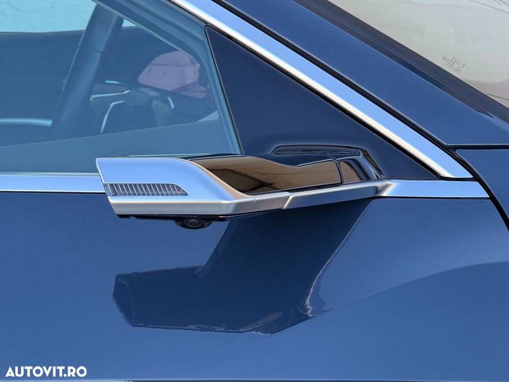 Audi e-tron Sportback 55 quattro S line - 11