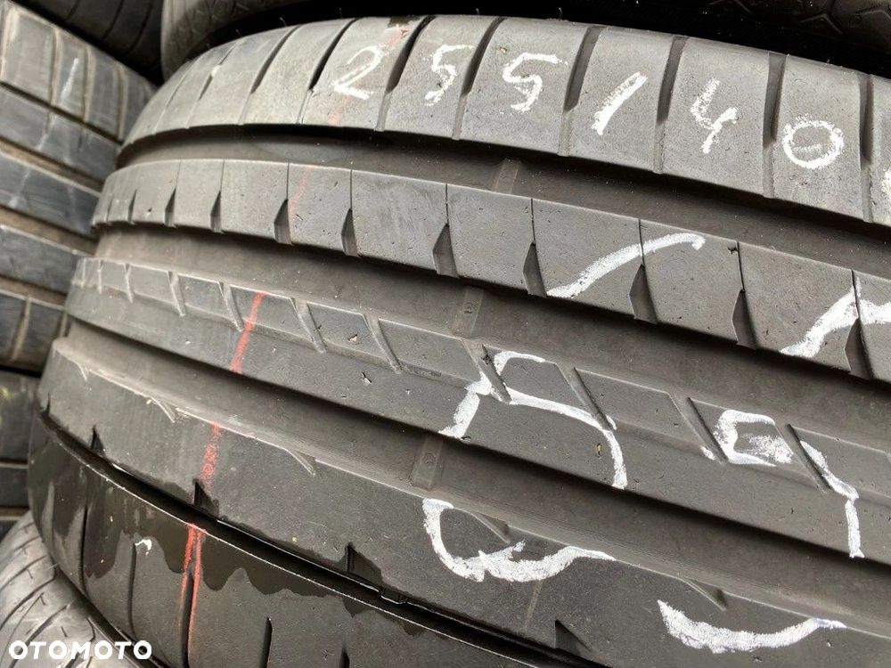 255/40/20 Goodyear Eagle F1_6mm_2szt_(65) - 3