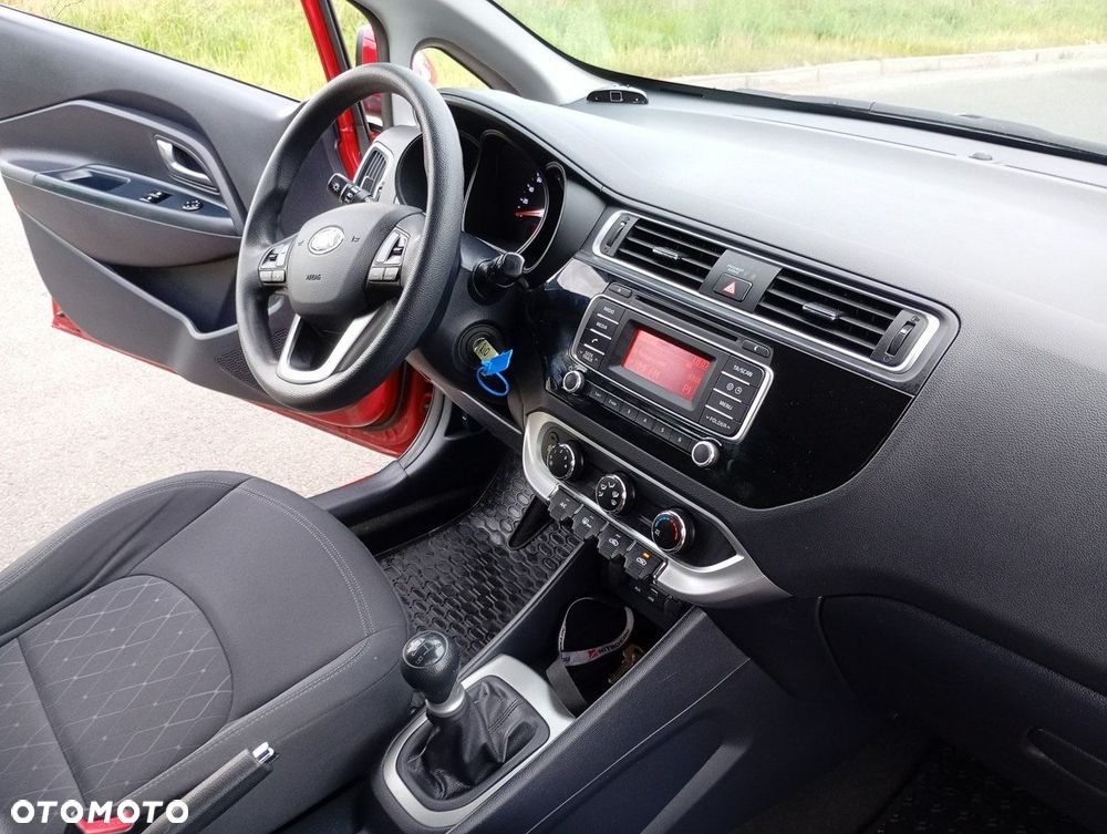 Kia Rio - 19