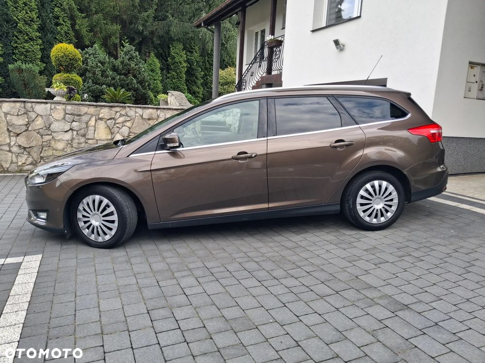 Ford Focus - 8