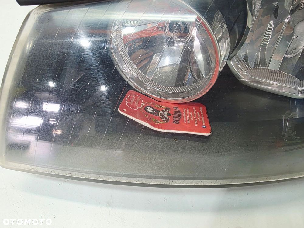 REFLEKTOR LAMPA LEWY PRZÓD EUROPA AUDI A3 8P DUŻY GRILL 8P0941003K 85/25 - 5